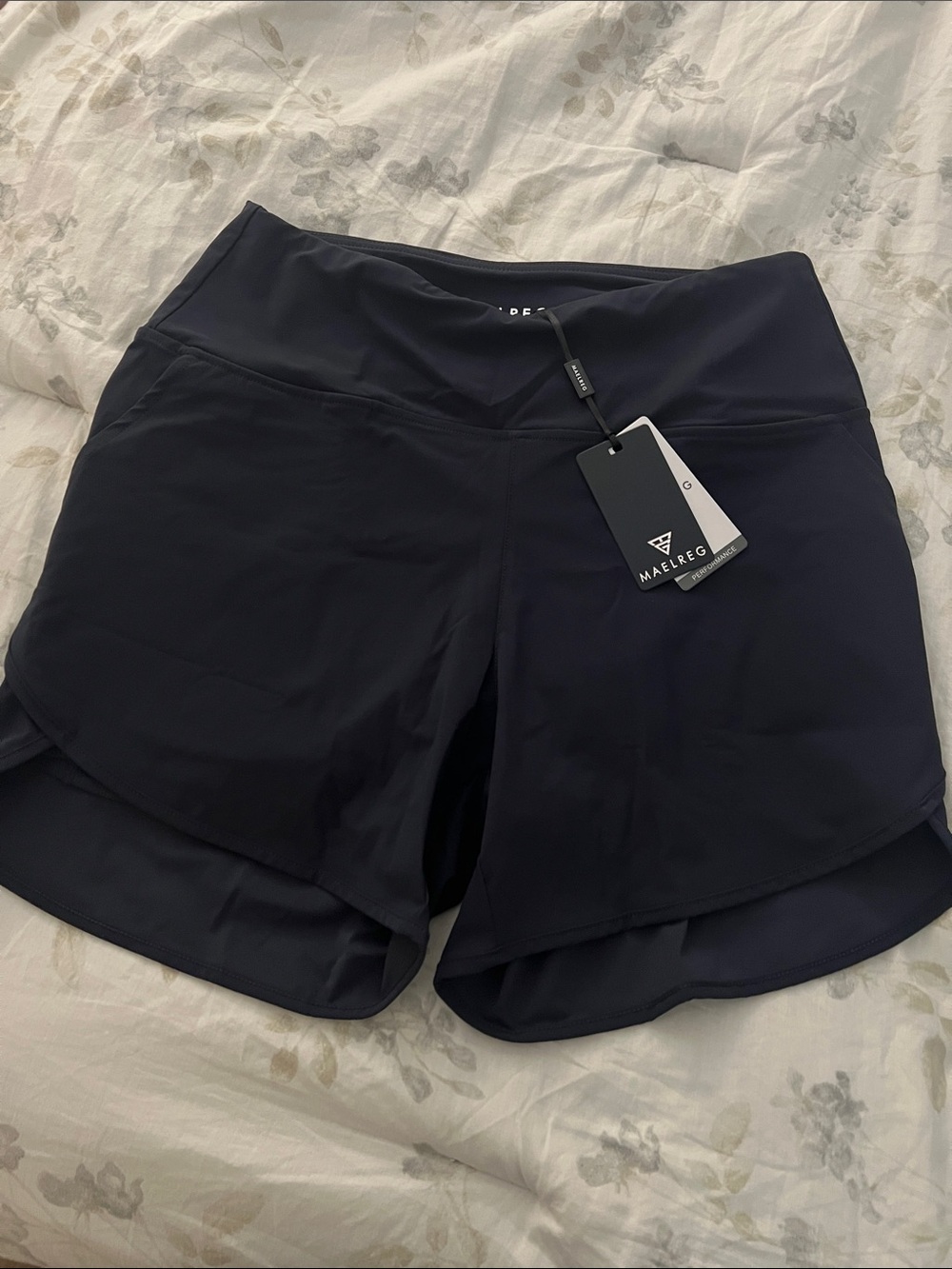 Maelreg Women's navy Athletic Layered Shorts